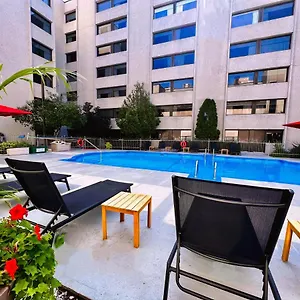 4* Hotel Universel